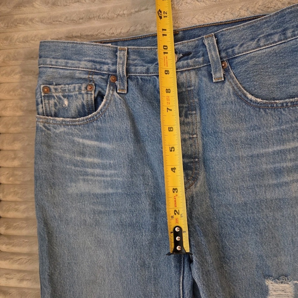 Levi's 501 Original Fit Jeans Womens W27 L30 Light Wash Distressed Ripped Denim - Picture 4 of 14